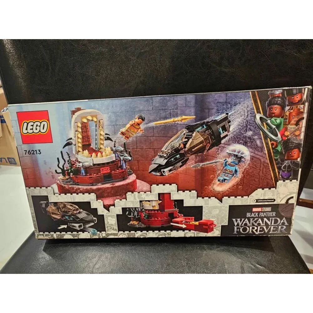 LEGO Marvel King Namor's Throne Room (76213) building set.